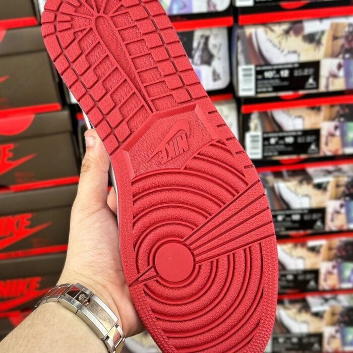 Air Jordan 1 High OG 'Chicago' Replica - Image 5