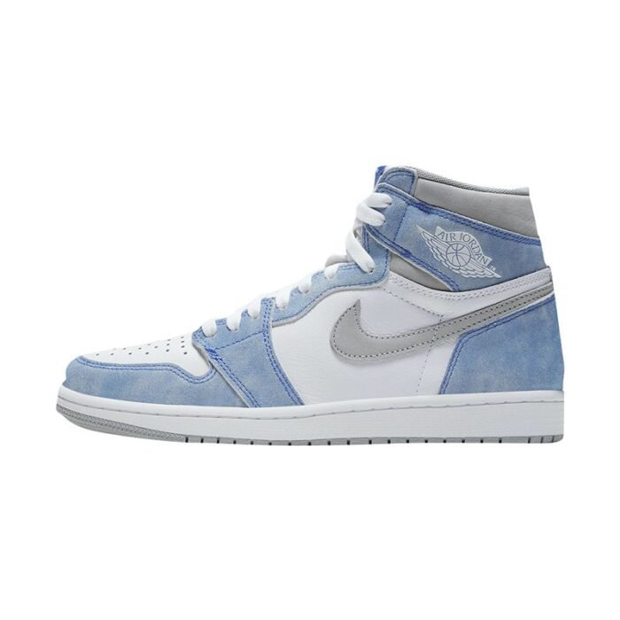 Air Jordan 1 Retro High OG 'Hyper Royal' - Image 1