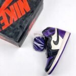 Air Jordan 1 Retro High OG "Court Purple" - Image 2
