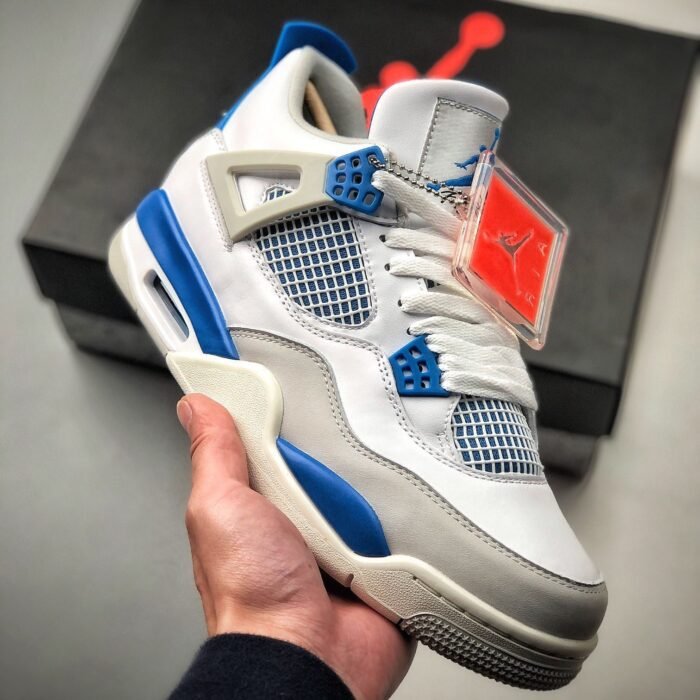 Air Jordan 4 Retro 'Military Blue' 2012 - Image 2