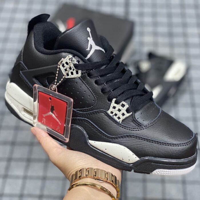 Air Jordan 4 Retro 'Oreo' 2015 - Image 2