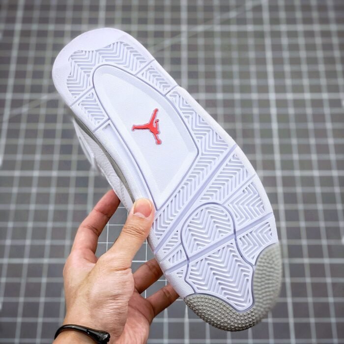 Air Jordan 4 Retro ‘White Oreo’ - Image 4
