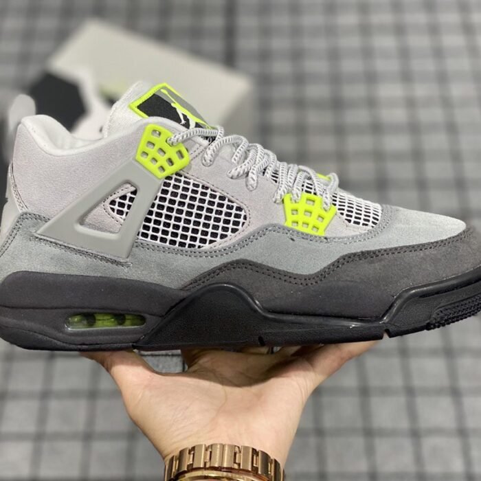 Air Jordan 4 Retro SE 'Neon 95' - Image 3