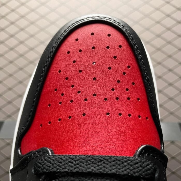 Air Jordan 1 Low 'Bred Toe' - Image 9