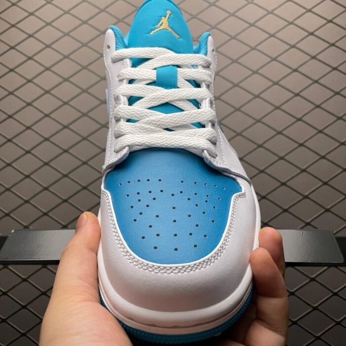 Air Jordan 1 Low 'Aquatone' - Image 4