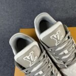 LV Trainer 'Grey White' - Image 3