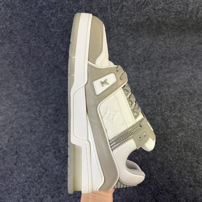LV Trainer 'Grey White' - Image 5