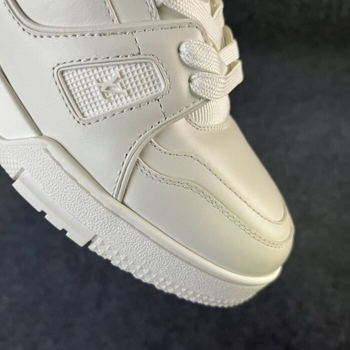 LV Trainer 'White' - Image 8