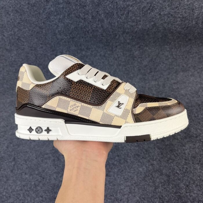 LV Trainer #54 'Brown' - Image 2