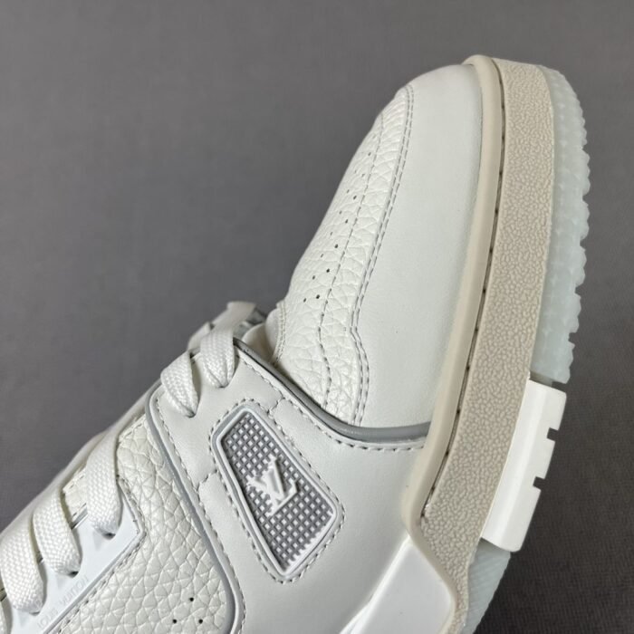 LV Trainer #54 'White' - Image 8