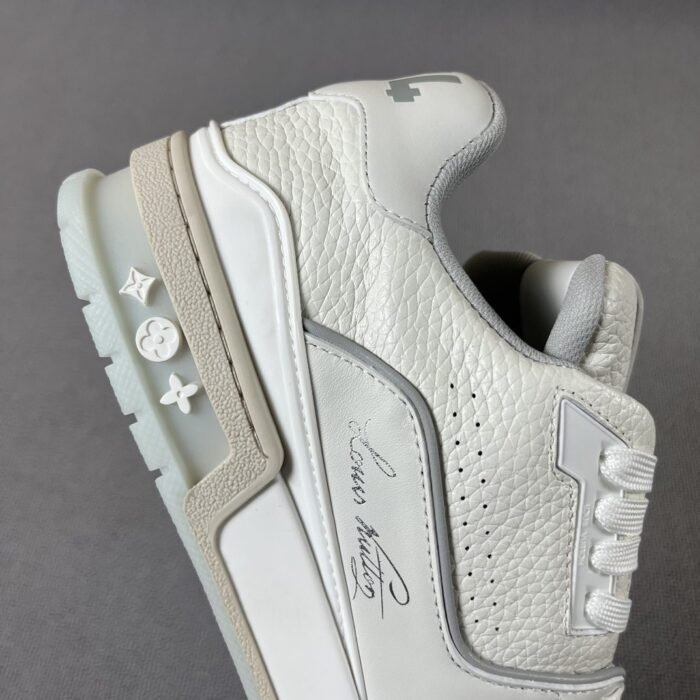 LV Trainer #54 'White' - Image 7