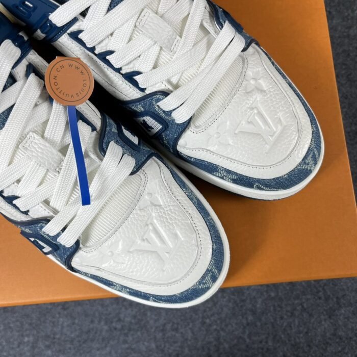 LV Trainer 'Blue' - Image 4
