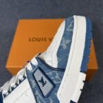 LV Trainer 'Blue' - Image 8