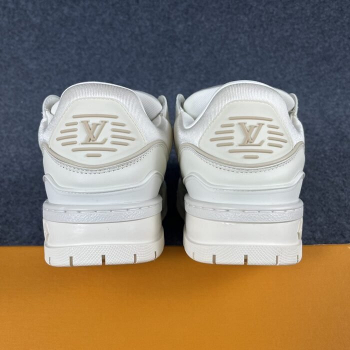 LV Trainer Maxi 'White' - Image 9