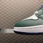 Wmns Air Jordan 1 Mid SE 'Noble Green' - Image 4