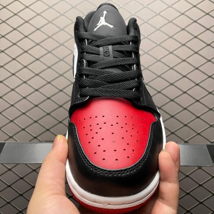 Air Jordan 1 Low 'Bred Toe' - Image 4