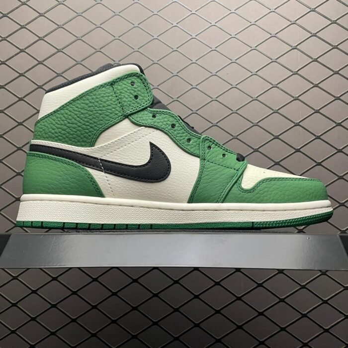Air Jordan 1 Mid 'Pine Green' - Image 3