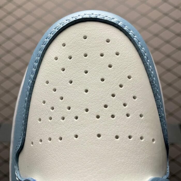 Wmns Air Jordan 1 Mid 'University Blue' - Image 9