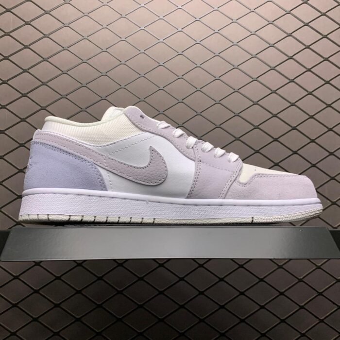 Air Jordan 1 Low 'Paris' - Image 3