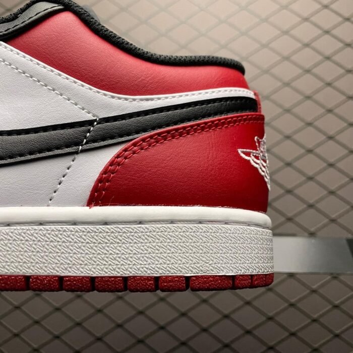 Air Jordan 1 Low 'Bred Toe' - Image 8