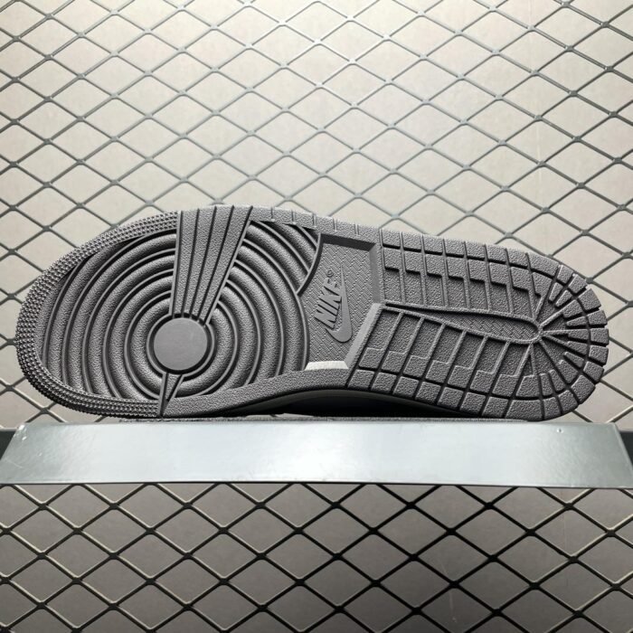 Wmns Air Jordan 1 Low 'Shadow Brown' - Image 5