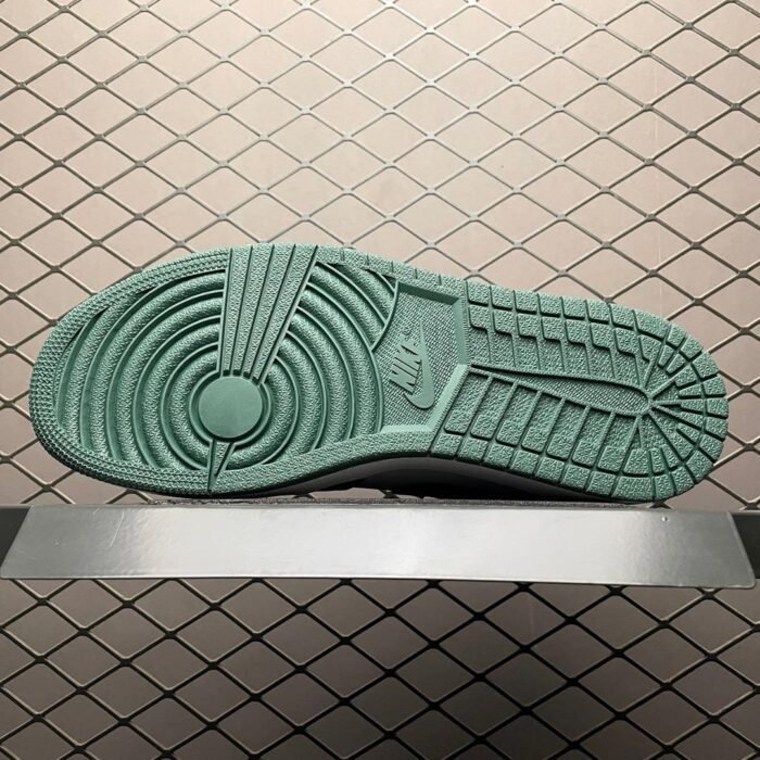Air Jordan 1 Low 'Green Toe' - Image 5