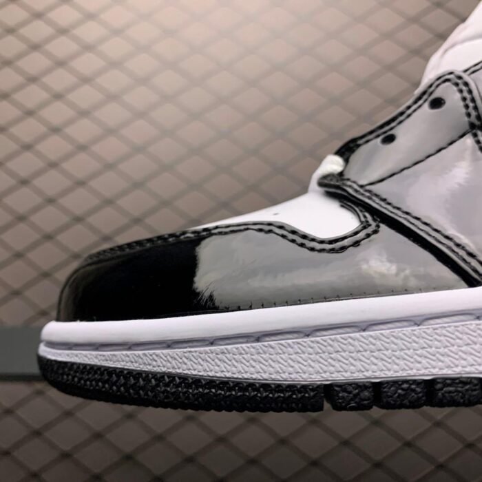 Air Jordan 1 Mid Patent 'Black Gold' - Image 4