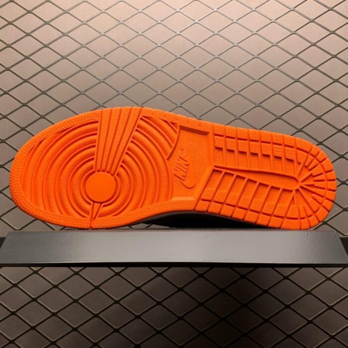 Air Jordan 1 Retro Mid SE 'Team Orange' - Image 8