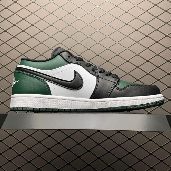 Air Jordan 1 Low 'Green Toe' - Image 3