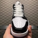 Air Jordan 1 Low SE 'Concord' - Image 4