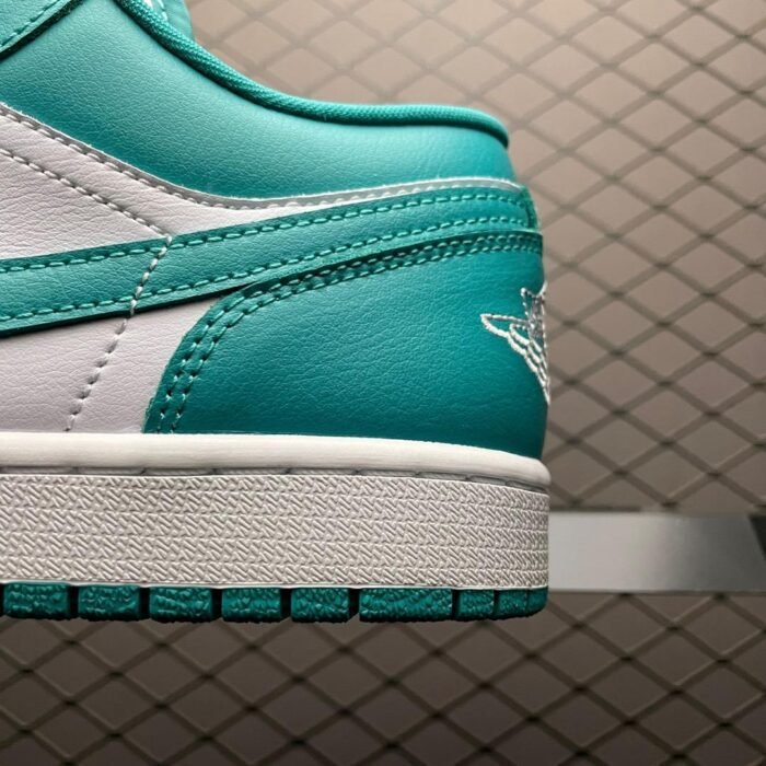 Wmns Air Jordan 1 Low 'New Emerald' - Image 8