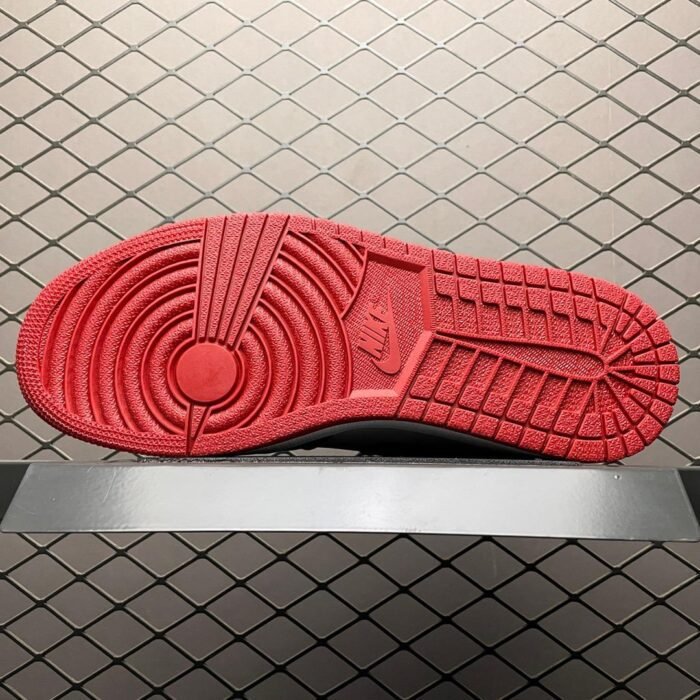Air Jordan 1 Low 'Bred Toe' - Image 5