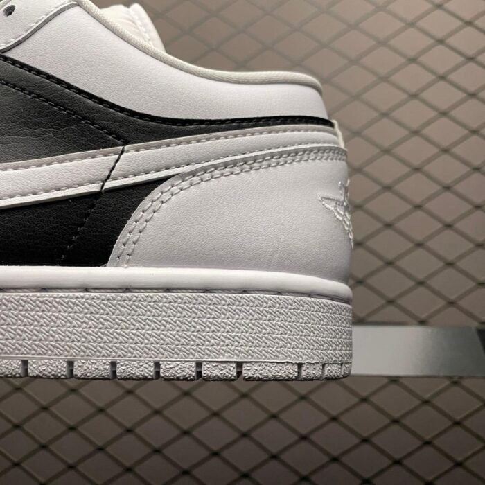 Wmns Air Jordan 1 Low 'Panda' - Image 8