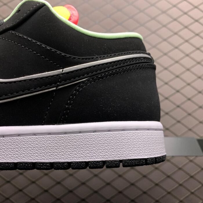 Air Jordan 1 Low SE 'Aurora Green' - Image 8