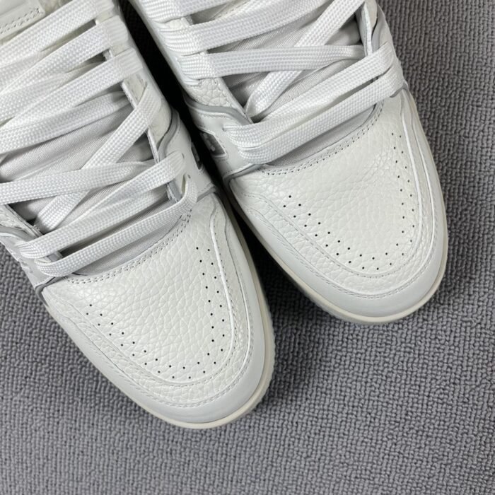 LV Trainer #54 'White' - Image 4