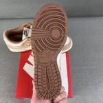 Nike Dunk Low 'Medium Curry' - Image 7