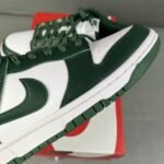 Nike Dunk Low 'Team Green' - Image 4