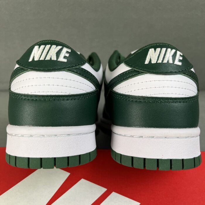 Nike Dunk Low 'Team Green' - Image 8