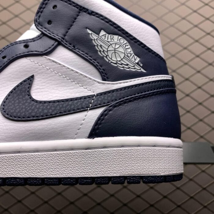 Air Jordan 1 Mid 'Obsidian' - Image 5