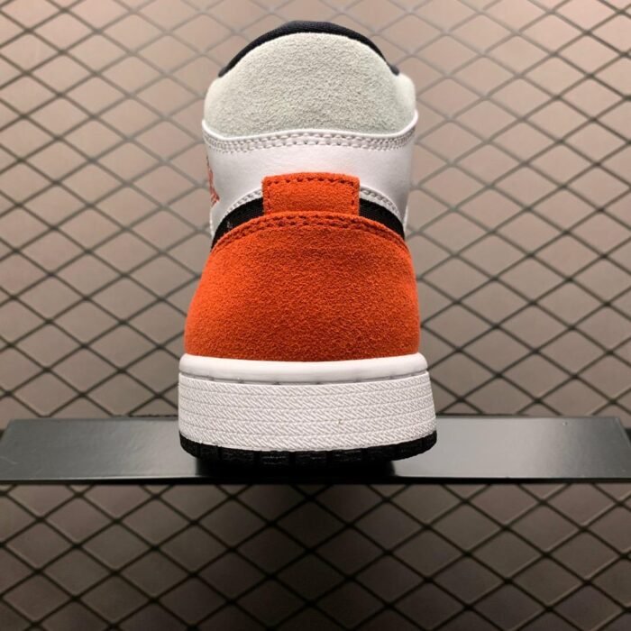 Air Jordan 1 Mid SE 'Red Black Toe' - Image 7