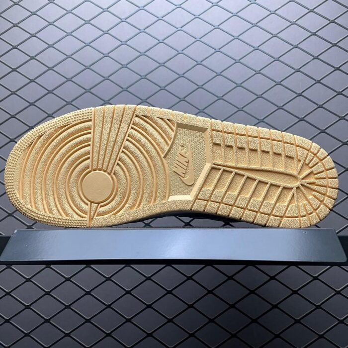 Air Jordan 1 Mid 'Aquatone' - Image 8