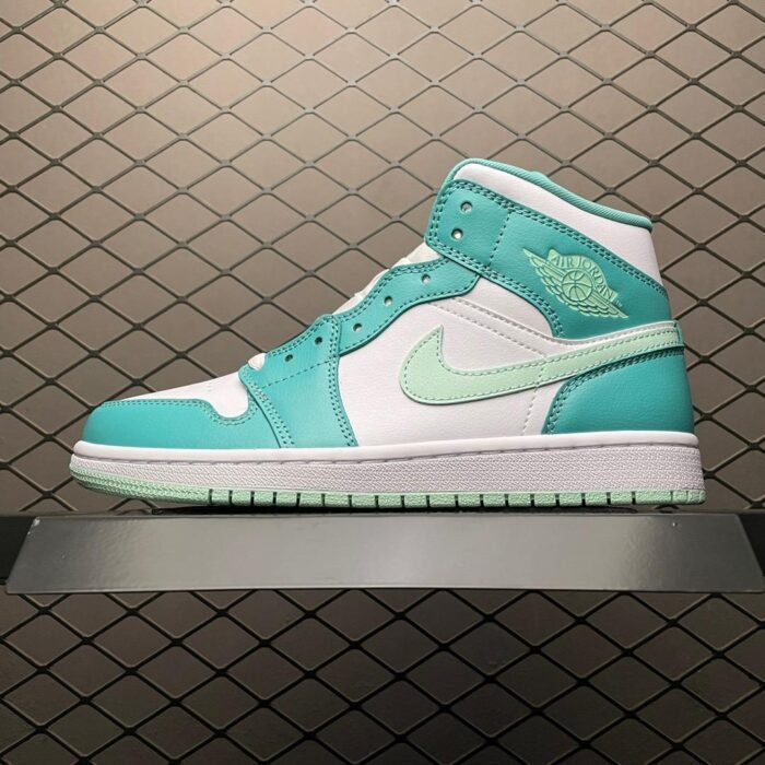 Wmns Air Jordan 1 Mid 'Marine Green' - Image 2