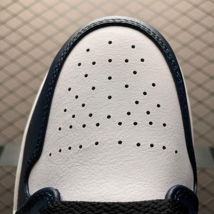 Air Jordan 1 Mid 'Armory Navy' - Image 9