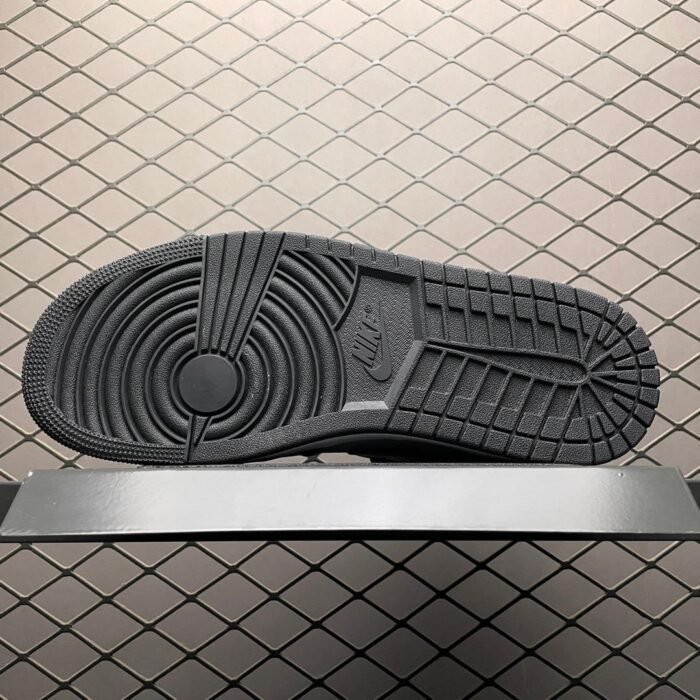 Air Jordan 1 Mid 'Bred Toe' - Image 8