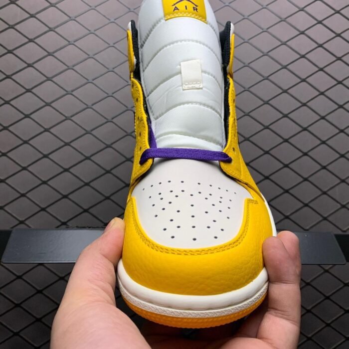 Air Jordan 1 Mid SE 'Lakers' - Image 6