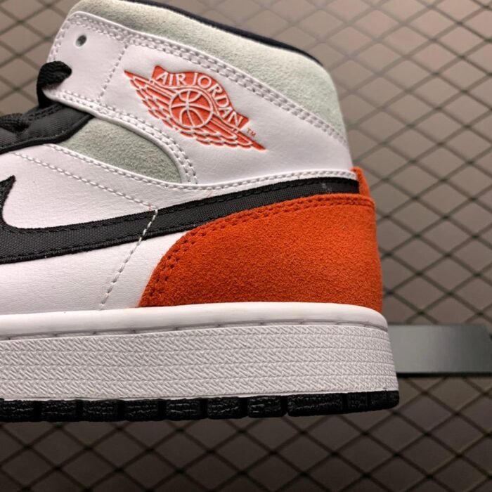 Air Jordan 1 Mid SE 'Red Black Toe' - Image 5