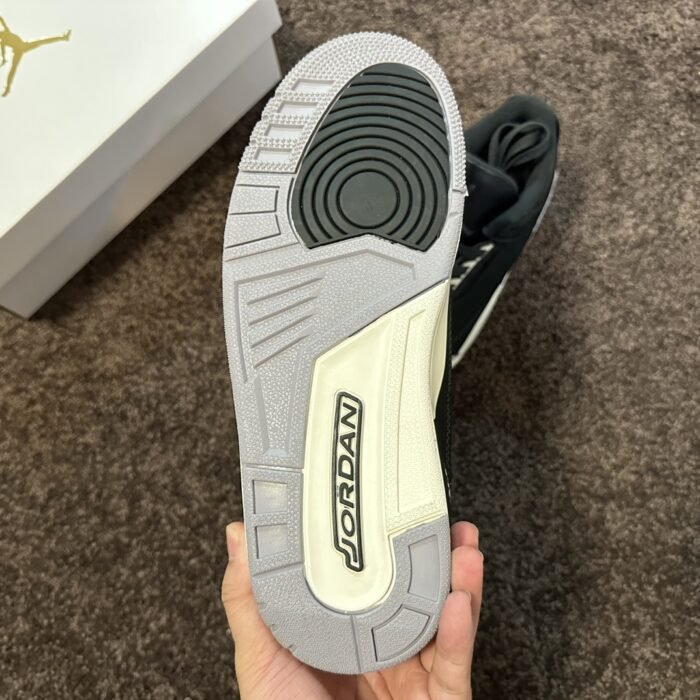 Wmns Air Jordan 3 Retro 'Off Noir' - Image 7