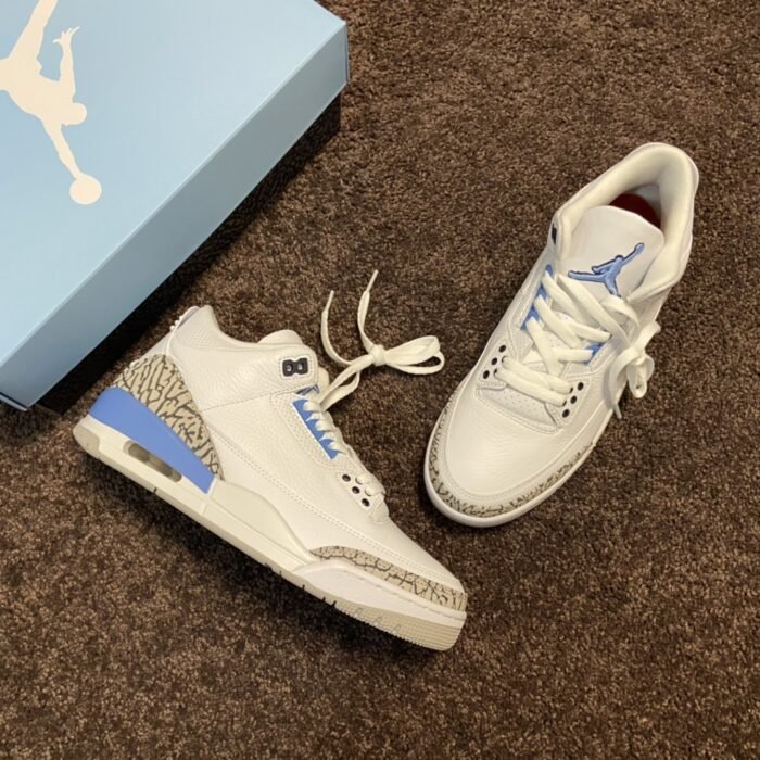 Air Jordan 3 Retro 'UNC' - Image 3