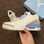Air Jordan 3 Retro 'UNC' - Image 2