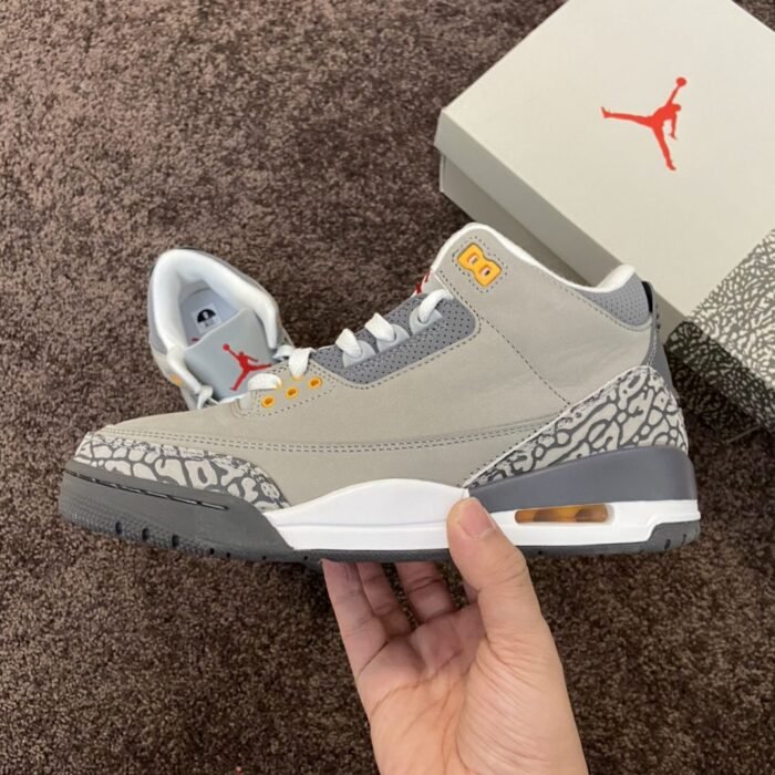 Air Jordan 3 Retro 'Cool Grey' 2021 - Image 2
